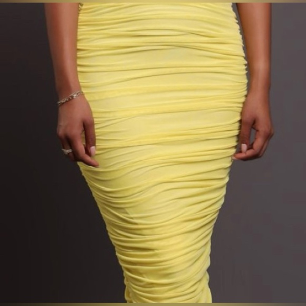Ruched Yellow Skirt - Picture 9 of 9